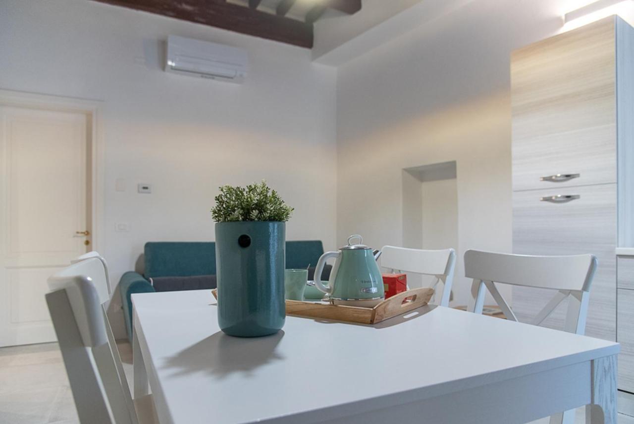 Coco Places Apartments Santa Maria Novella, Centro Storico Φλωρεντία Εξωτερικό φωτογραφία